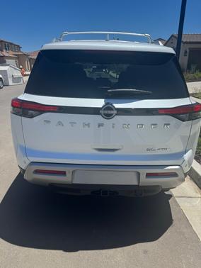 White 2025 Nissan Pathfinder SL