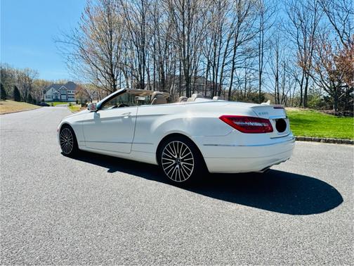 White 2011 Mercedes-Benz E-Class E 350