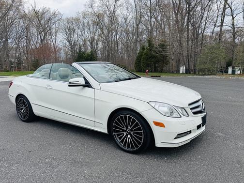 White 2011 Mercedes-Benz E-Class E 350
