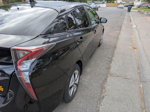 Black 2018 Toyota Prius Two