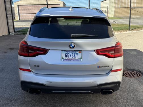 2019 BMW X3 M40i