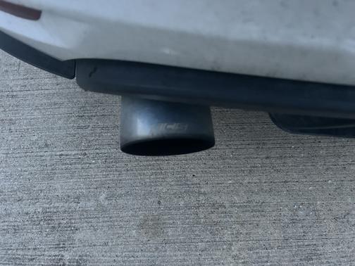 White 2010 Volkswagen GTI 4-Door