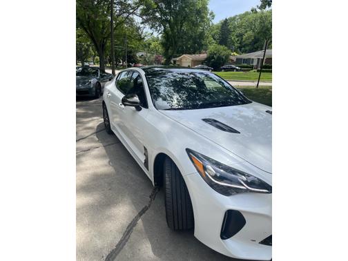 2022 Kia Stinger GT2