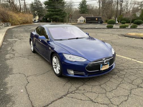 2015 Tesla Model S 85D