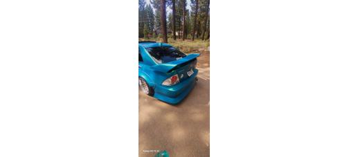 2001 Lexus IS 300 Base