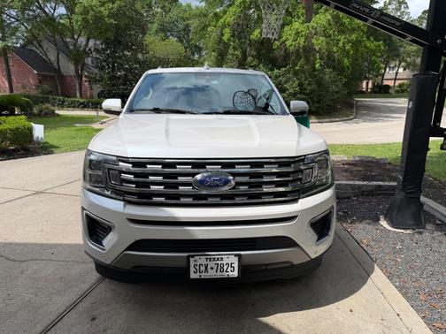 White 2019 Ford Expedition Max Limited