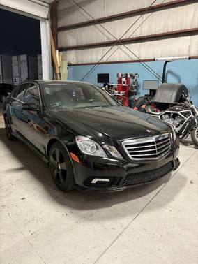 Black 2011 Mercedes-Benz E-Class E 350 4MATIC