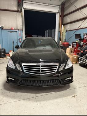 Black 2011 Mercedes-Benz E-Class E 350 4MATIC