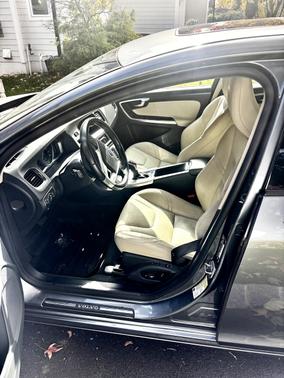 2017 Volvo S60 T5 Dynamic