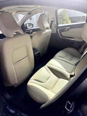 2017 Volvo S60 T5 Dynamic