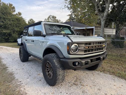2023 Ford Bronco Black Diamond Advanced