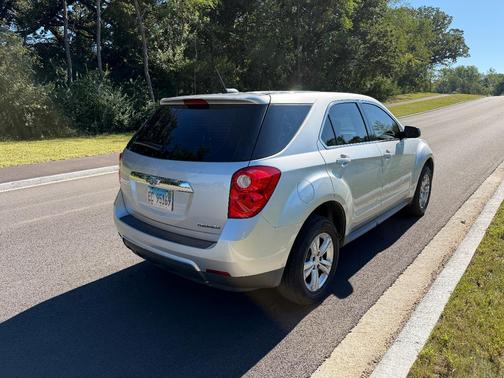 Silver 2015 Chevrolet Equinox LS