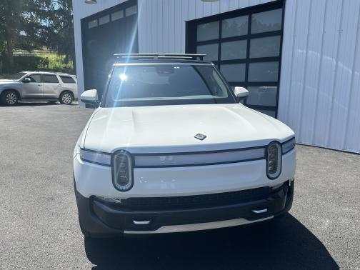 2023 Rivian R1S Adventure Quad-Motor Large Package