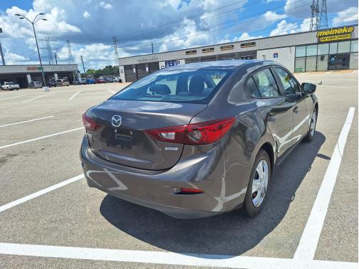 Gray 2016 Mazda Mazda3 i Sport