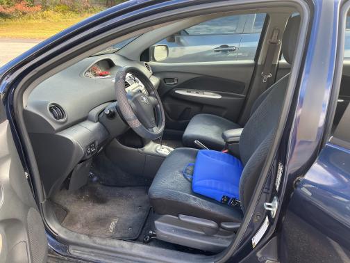 2007 Toyota Yaris Base