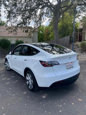 White 2021 Tesla Model Y Long Range