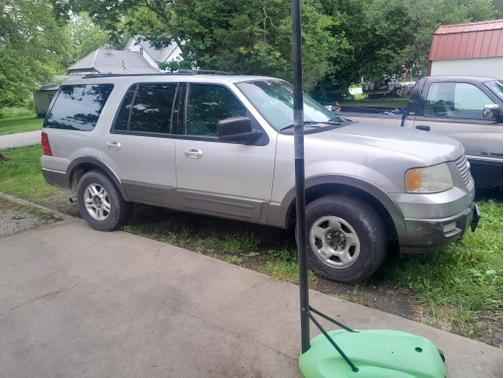 2004 Ford Expedition XLT
