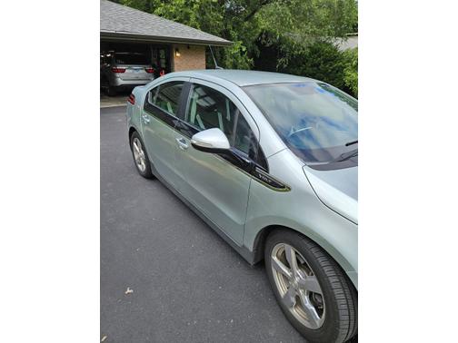 2013 Chevrolet Volt Base