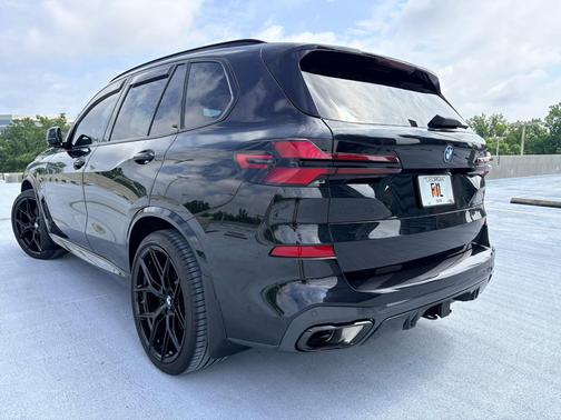 Black 2025 BMW X5 PHEV xDrive50e