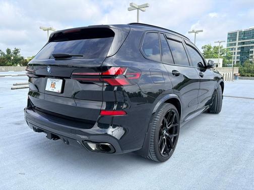 Black 2025 BMW X5 PHEV xDrive50e