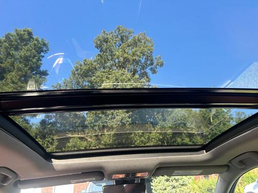 Blue 2017 Toyota Highlander Limited Platinum