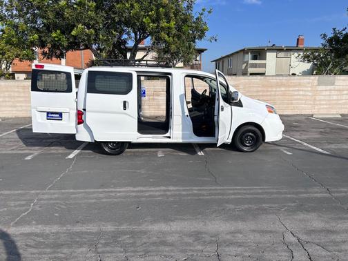 2021 Nissan NV200 SV