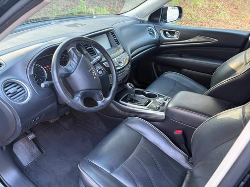 2017 INFINITI QX60 Base