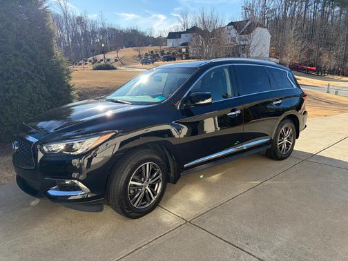 2017 INFINITI QX60 Base