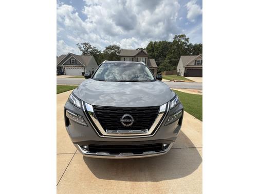 2022 Nissan Rogue Platinum
