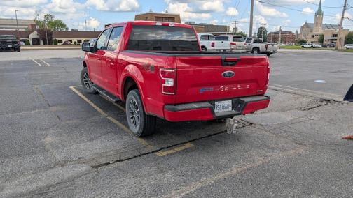 Red 2018 Ford F-150 XLT
