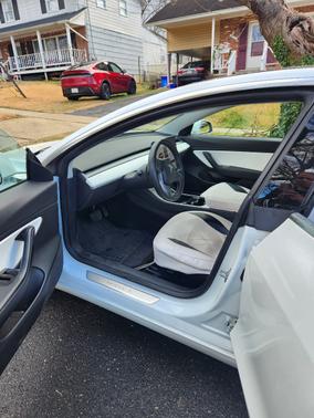 2020 Tesla Model 3 Standard Range