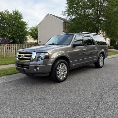 Gray 2014 Ford Expedition EL Limited