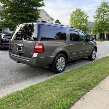 Gray 2014 Ford Expedition EL Limited