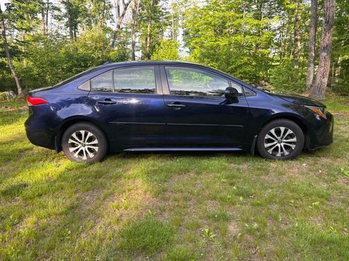 Blue 2022 Toyota Corolla Hybrid LE