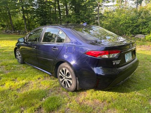 Blue 2022 Toyota Corolla Hybrid LE