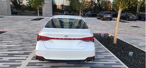 White 2021 Toyota Avalon Limited