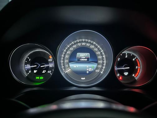 2015 Mercedes-Benz E-Class E 250 BlueTEC