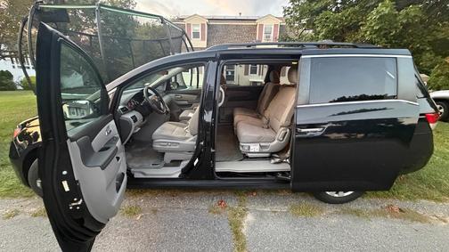Black 2016 Honda Odyssey EX