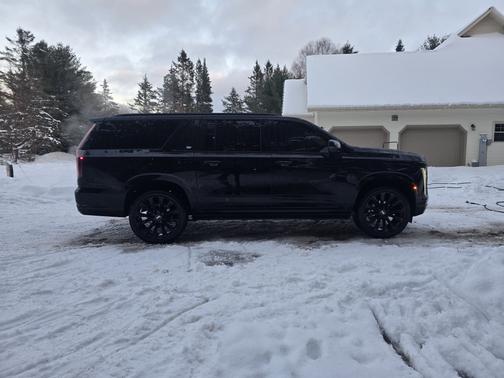 2025 Cadillac Escalade ESV Sport Platinum