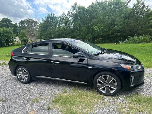 Black 2019 Hyundai IONIQ Hybrid Limited