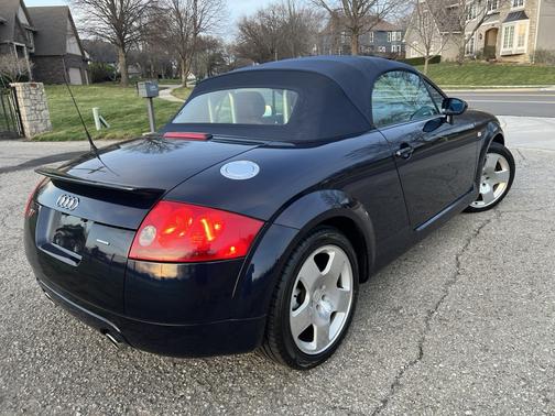 2002 Audi TT Roadster quattro