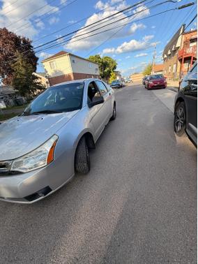 Silver 2010 Ford Focus SE