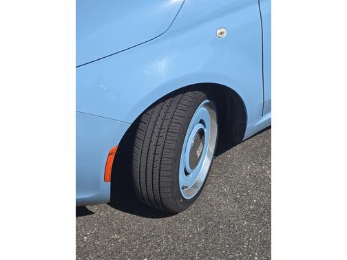 2015 FIAT 500 Lounge