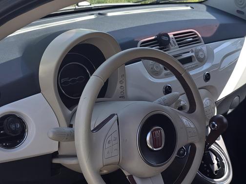 2015 FIAT 500 Lounge