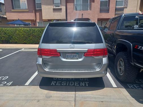 Silver 2010 Honda Odyssey EX-L