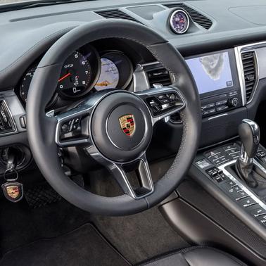 2018 Porsche Macan Macan