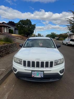 White 2014 Jeep Compass Sport