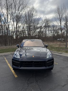 Black 2020 Porsche Cayenne Cayenne Turbo