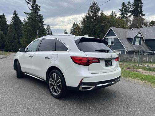 2017 Acura MDX 3.5L w/Advance Package