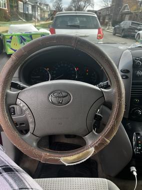 2008 Toyota Sienna LE